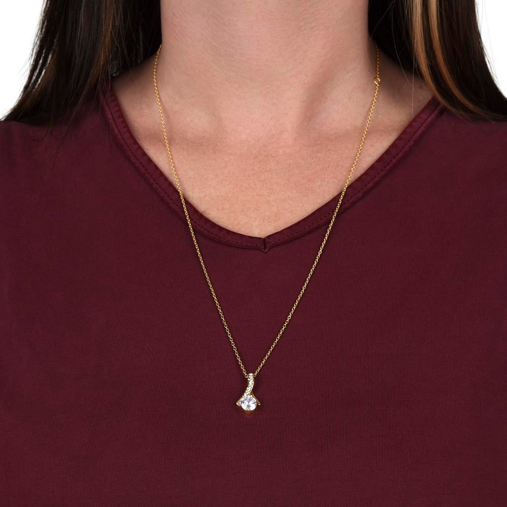 Alluring Beauty necklace